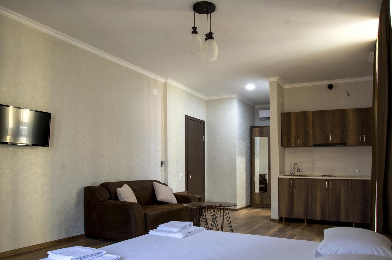 Hotel Absolut Batumi Exterior foto